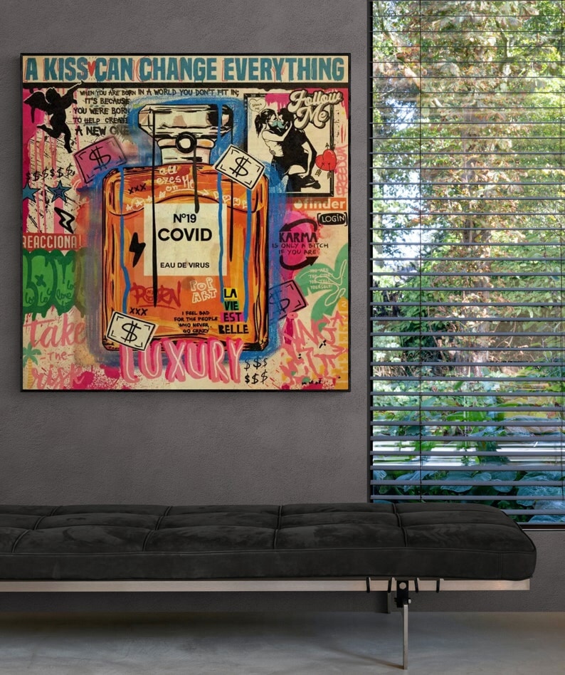 A Kiss Can Change Everything - Graffiti Art Drawings | Paints Lab